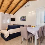 1 Bedroom Lovely In