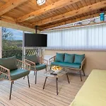 1 Bedroom Lovely In *