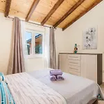 1 Bedroom Lovely In *